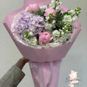 Bouquet Rond — Élégance Intemporelle