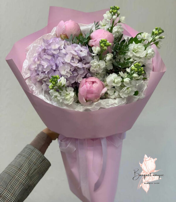 Bouquet Rond — Élégance Intemporelle